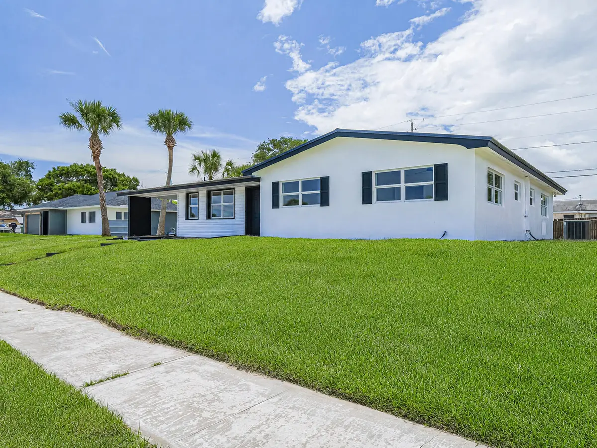 375 MANLY Avenue, Sebastian, FL – photo 2