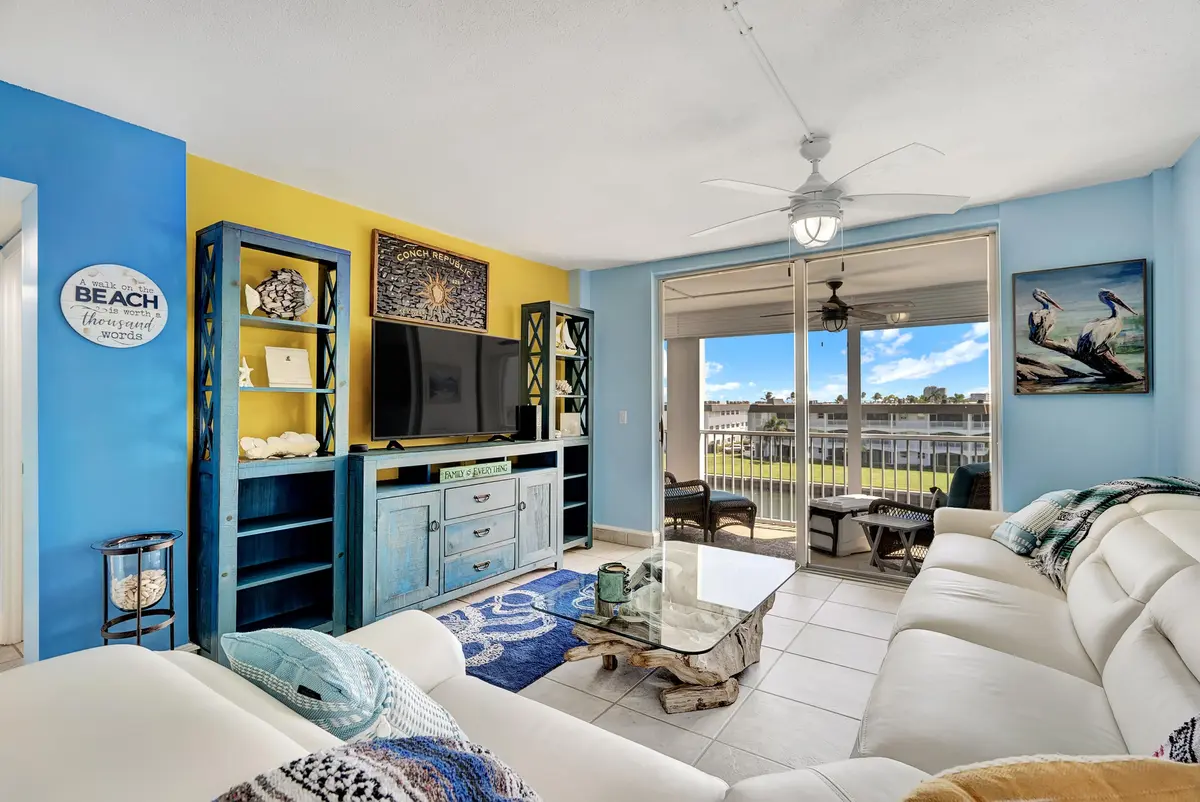 DSC08304 at 100 Paradise Harbour Boulevard 408, North Palm Beach