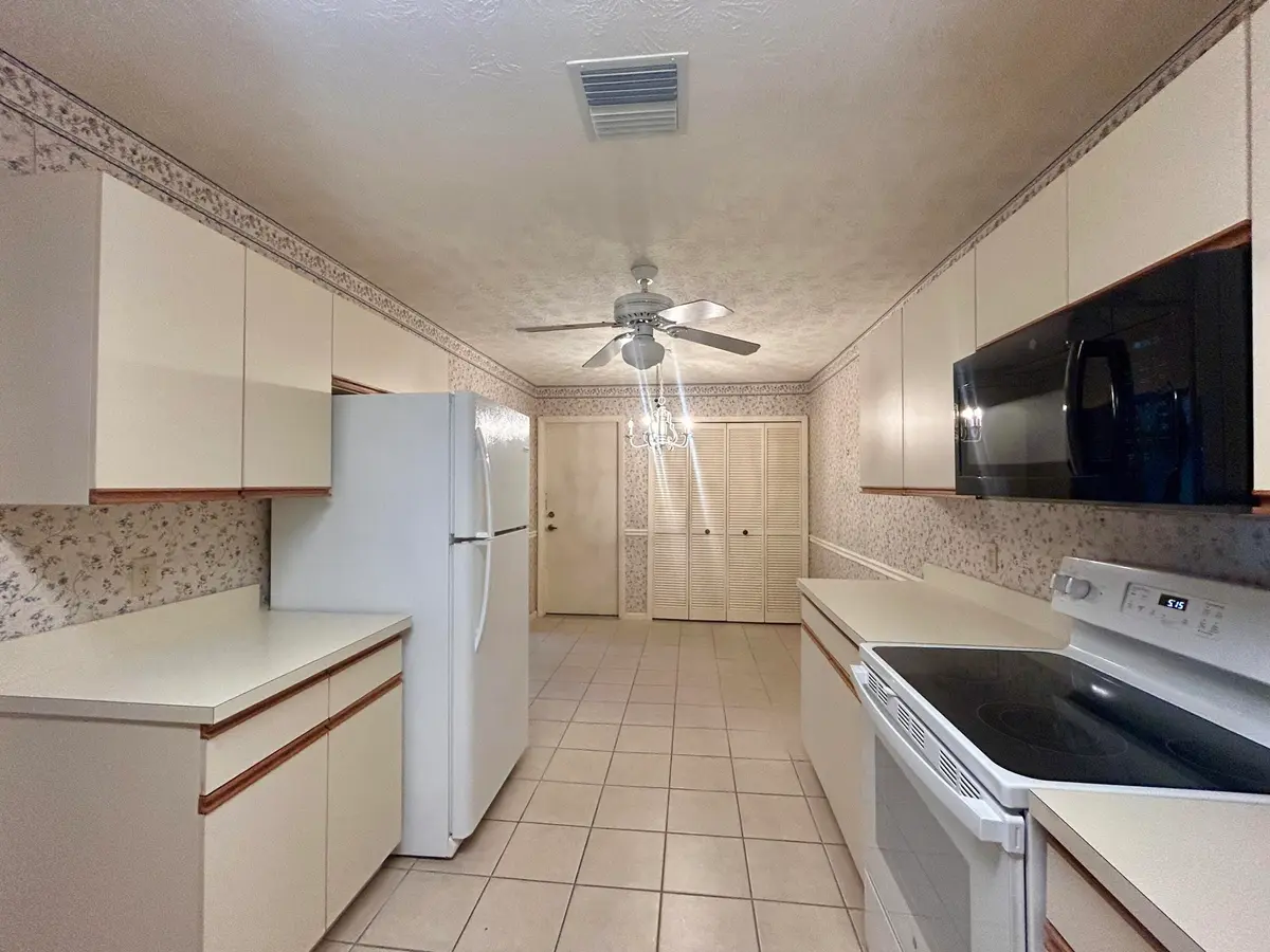 Kitchen at 12849 SE BERWICK Court, Hobe Sound