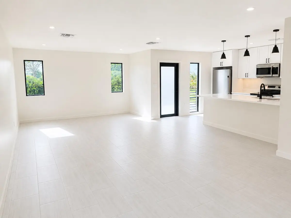 LivingKitchen at 274 SE 9th Avenue 3, Deerfield Beach