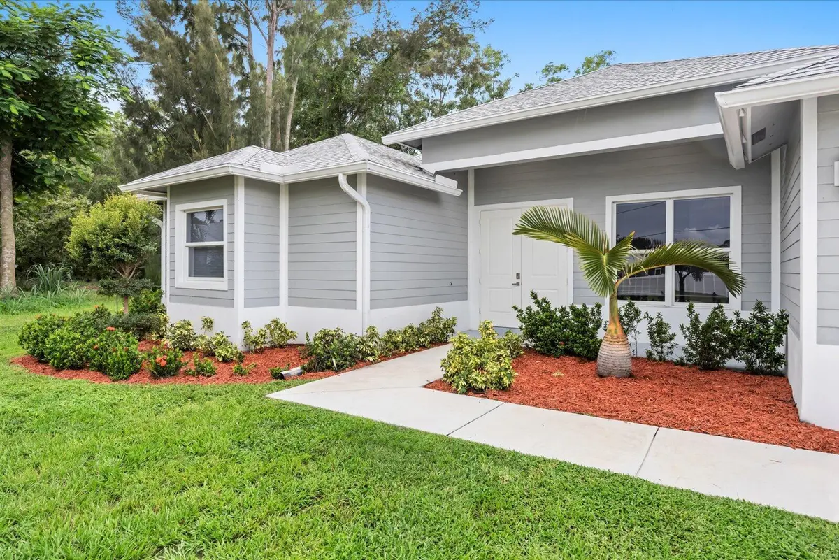04-nam in-4 at 419 SW Namoit Place, Port St. Lucie