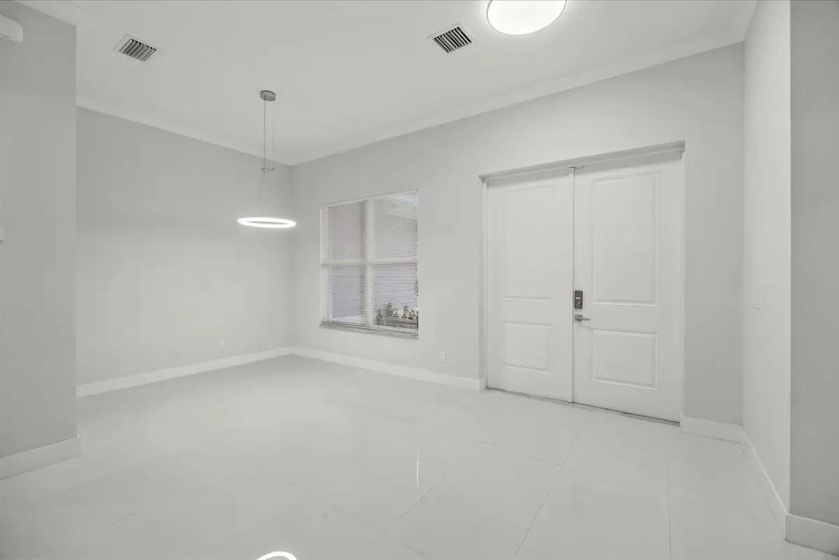 08-nam in-12 at 419 SW Namoit Place, Port St. Lucie