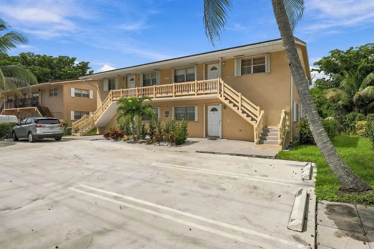 04_dsc_5561 at 4106 RIVERSIDE Drive #1 - #2, Coral Springs