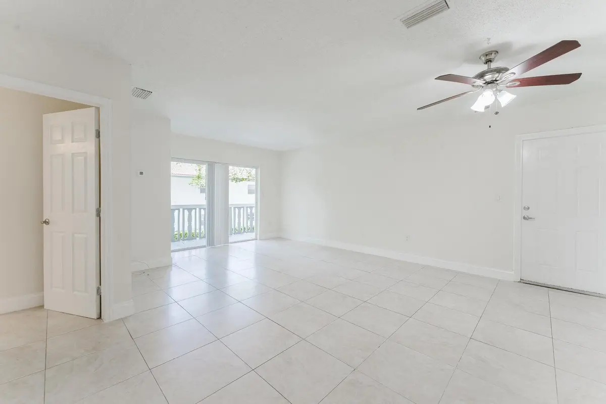 201 SW 7TH Street 9, Boca Raton, FL – photo 7