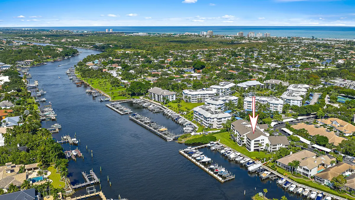 Aerial at 513 Oak Harbour Drive, Juno Beach