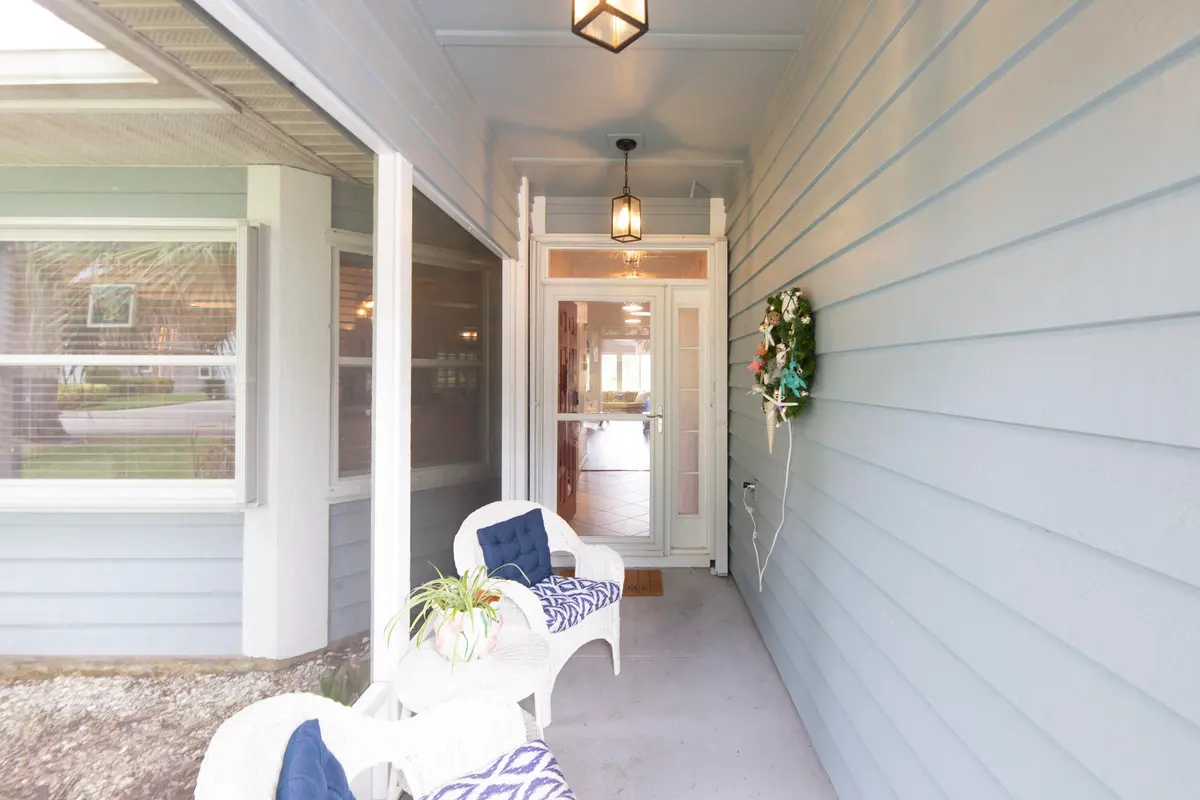 Front Porch Seating at 401 Tamarind Place, Vero Beach
