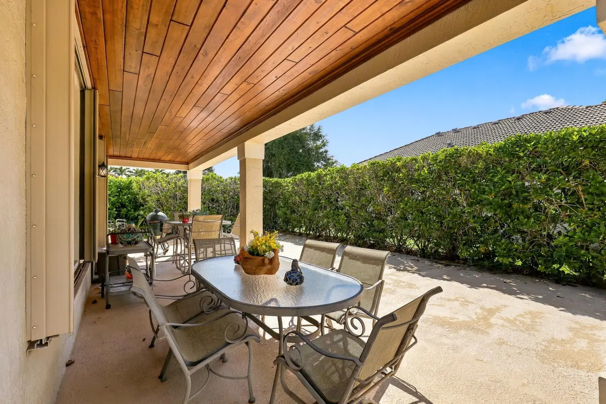 58_1z3a6897 at 217 LONE PINE Drive, Palm Beach Gardens