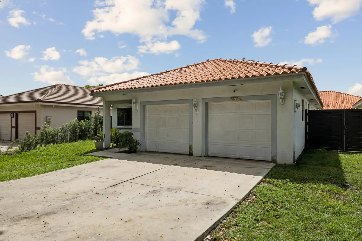 photos_high_resolution_8378_NW_150th_Ter at 8738 NW 150th Terrace, Miami Lakes