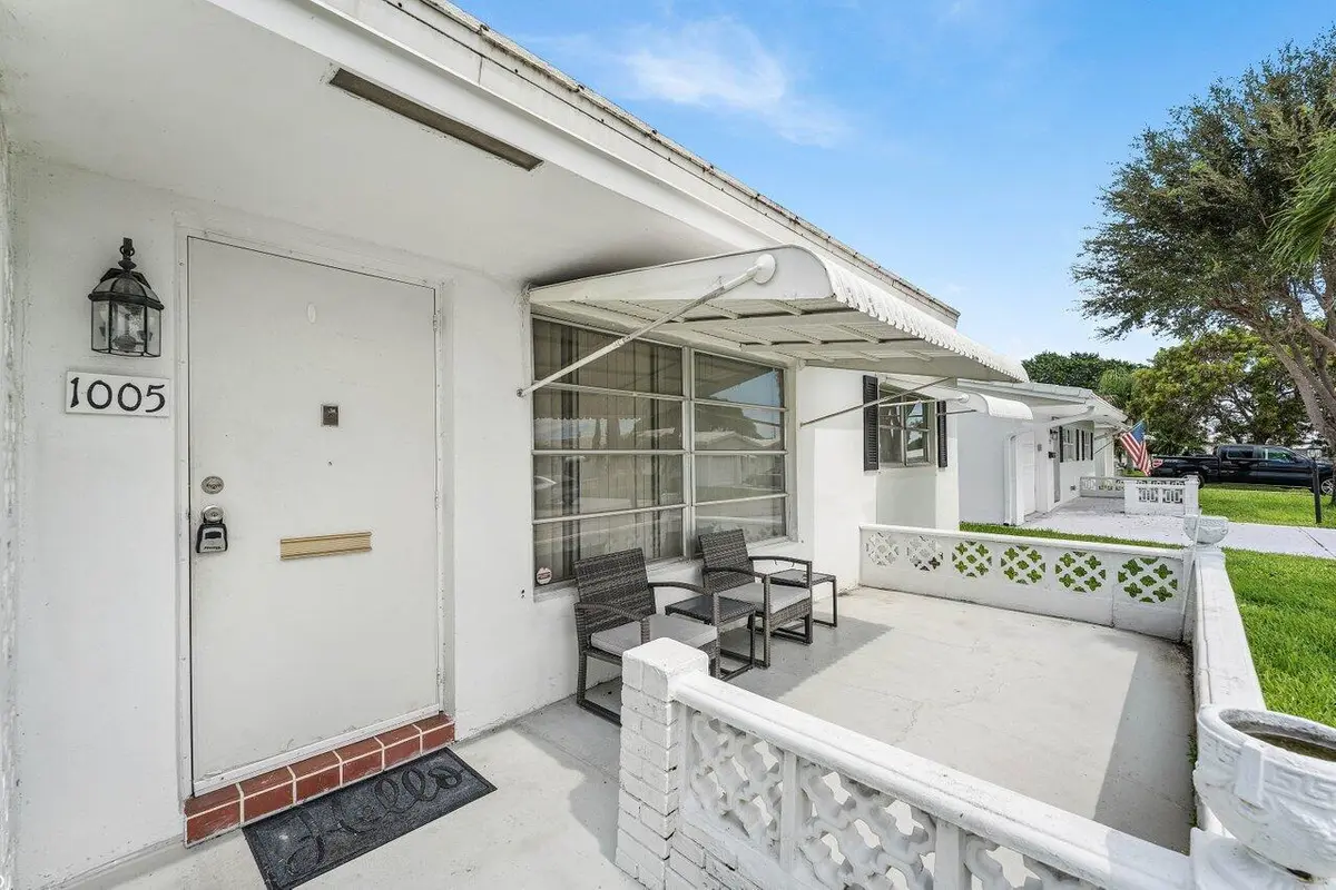 004-1005SiestaAvenue-BoyntonBeach-FL-334 at 1005 Siesta Avenue, Boynton Beach