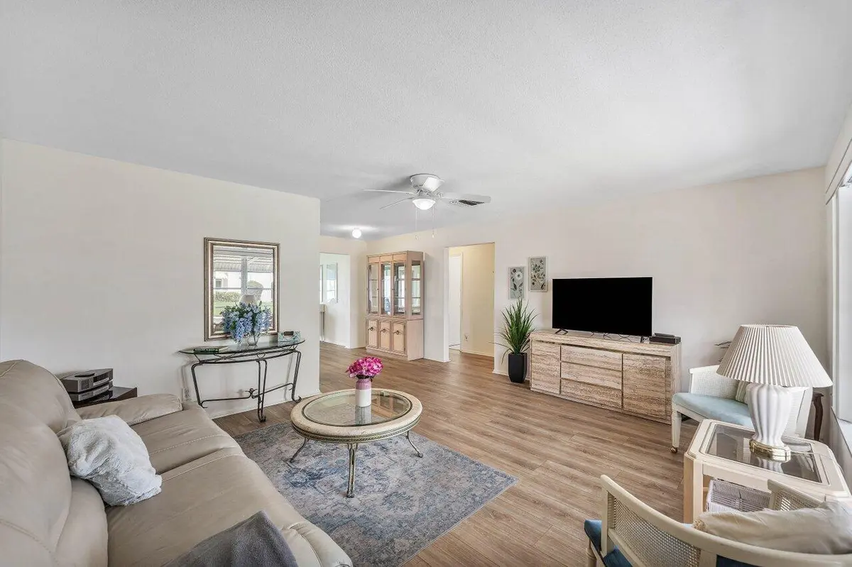 007-1005SiestaAvenue-BoyntonBeach-FL-334 at 1005 Siesta Avenue, Boynton Beach
