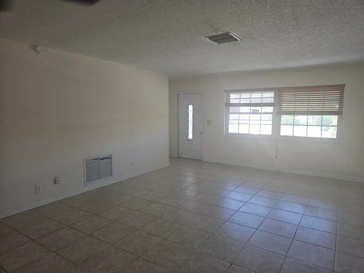 1598 SW 13TH Terrace, Boynton Beach, FL – photo 3