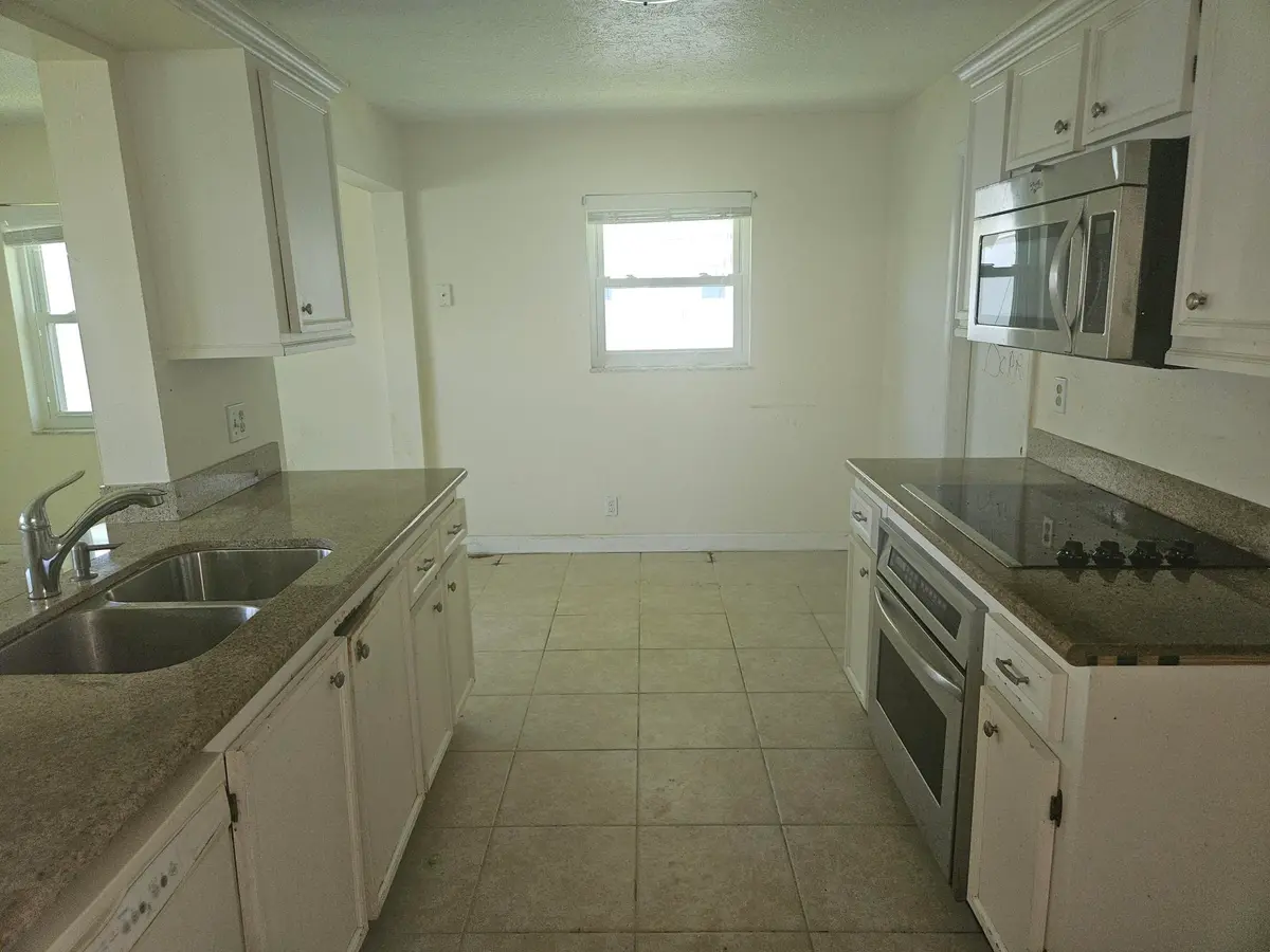 1598 SW 13TH Terrace, Boynton Beach, FL – photo 5