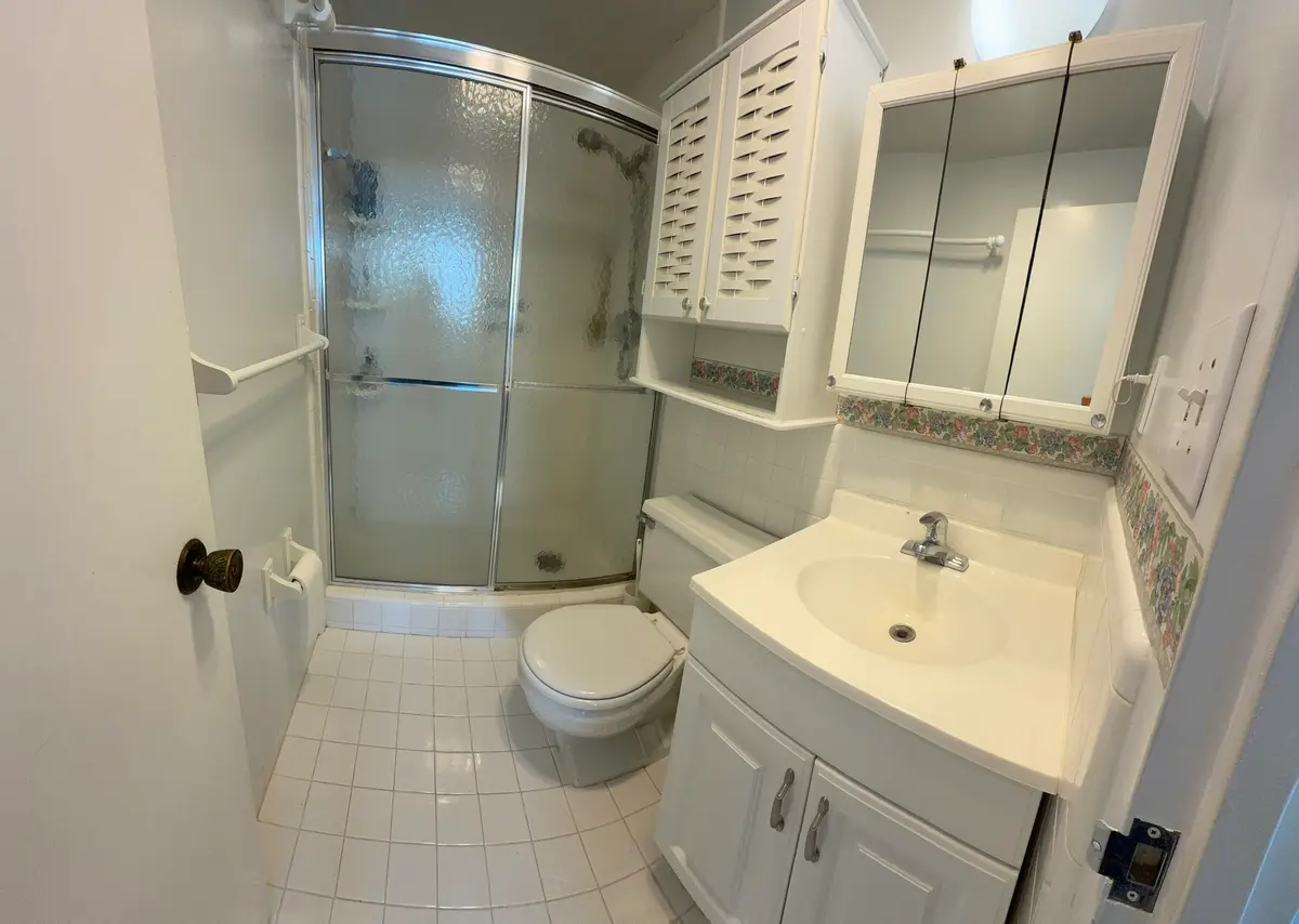 MBR BATH at 2840 S OCEAN Boulevard 601, Palm Beach