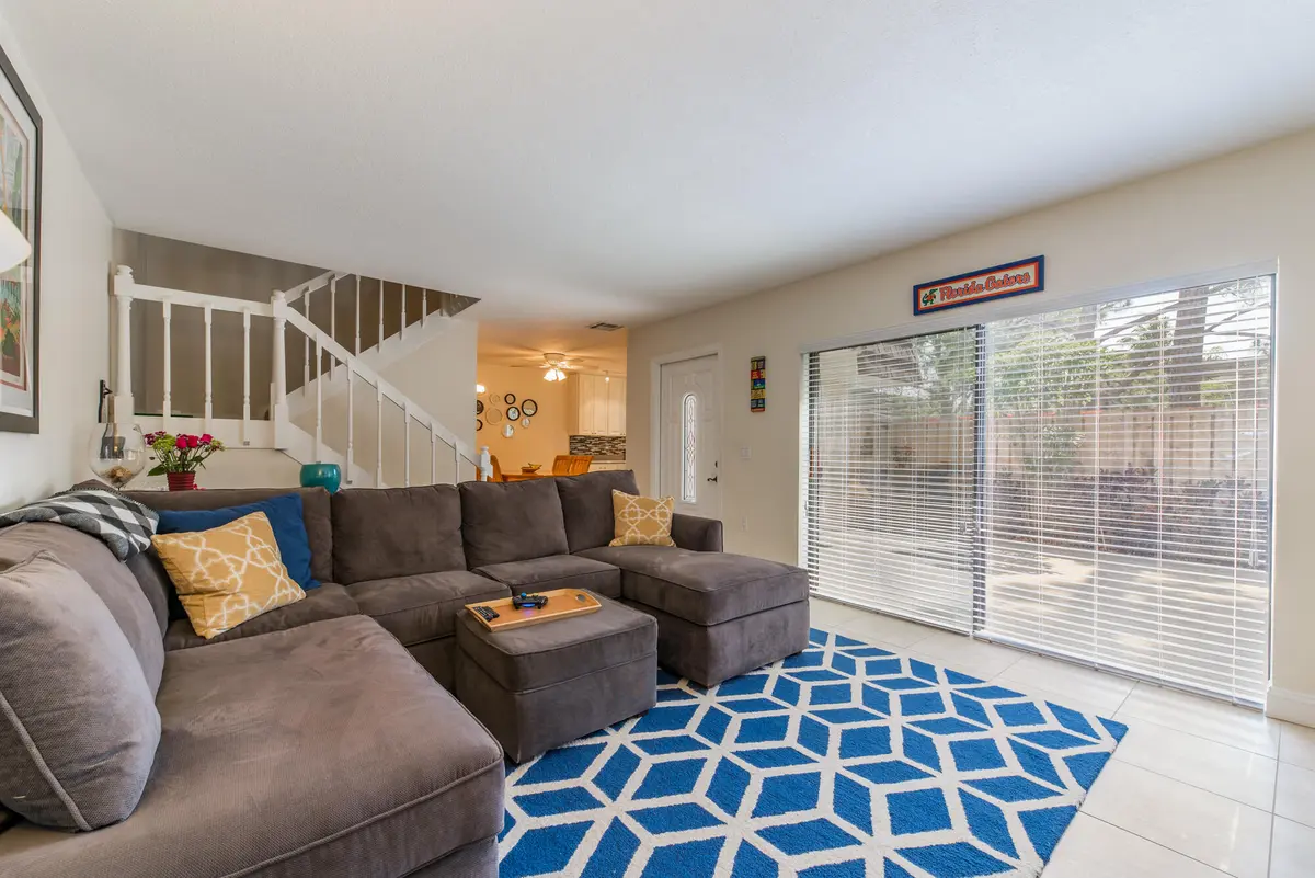 Living at 717 7TH Lane, Palm Beach Gardens