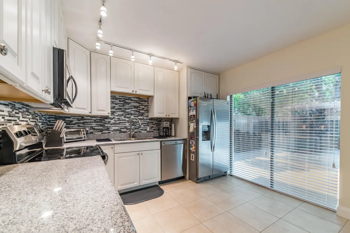 Kitchen at 717 7TH Lane, Palm Beach Gardens