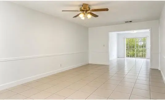 Living Room at 3965 NW 9TH Avenue 3, Deerfield Beach