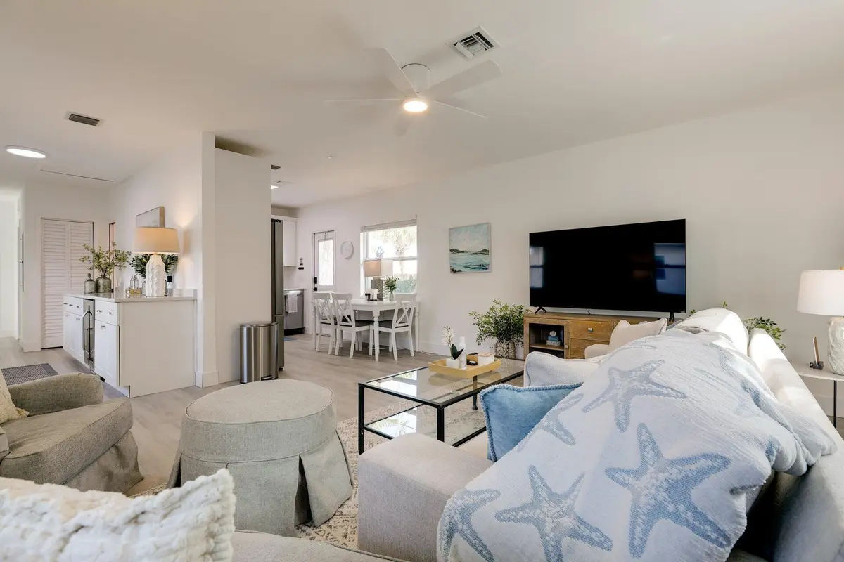 Great Room Layout at 522 Eastwind Drive, North Palm Beach