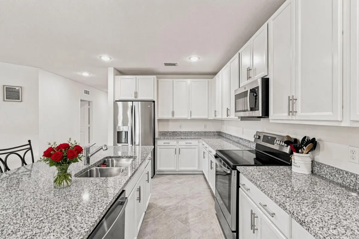 329c672a-269d-4c29-853e-b51a5863aafe at 226 SW MILBURN Circle, Port St. Lucie