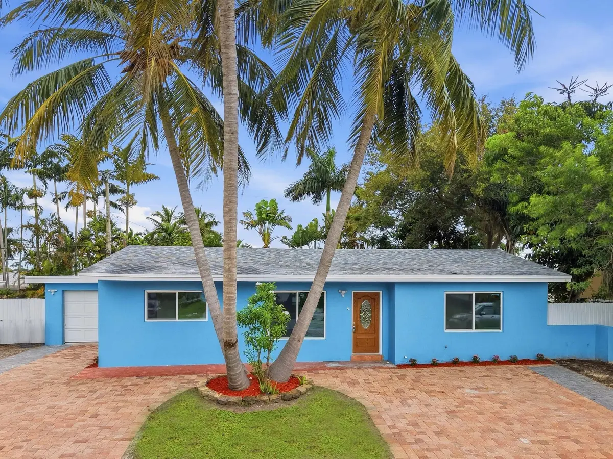 Front at 1421 Crest Drive, Lake Worth