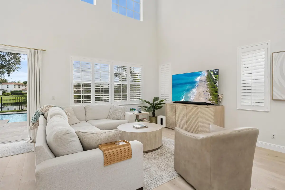 Living at 844 MADISON Court, Palm Beach Gardens