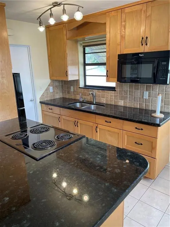 805 back unit 2 at 805 NE 40TH Street 1-3, Oakland Park