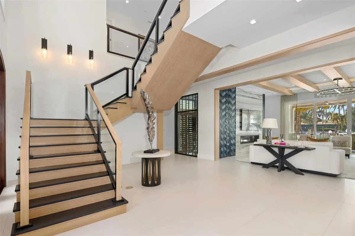 Photo 7 at 2520 DEL LAGO Drive, Fort Lauderdale