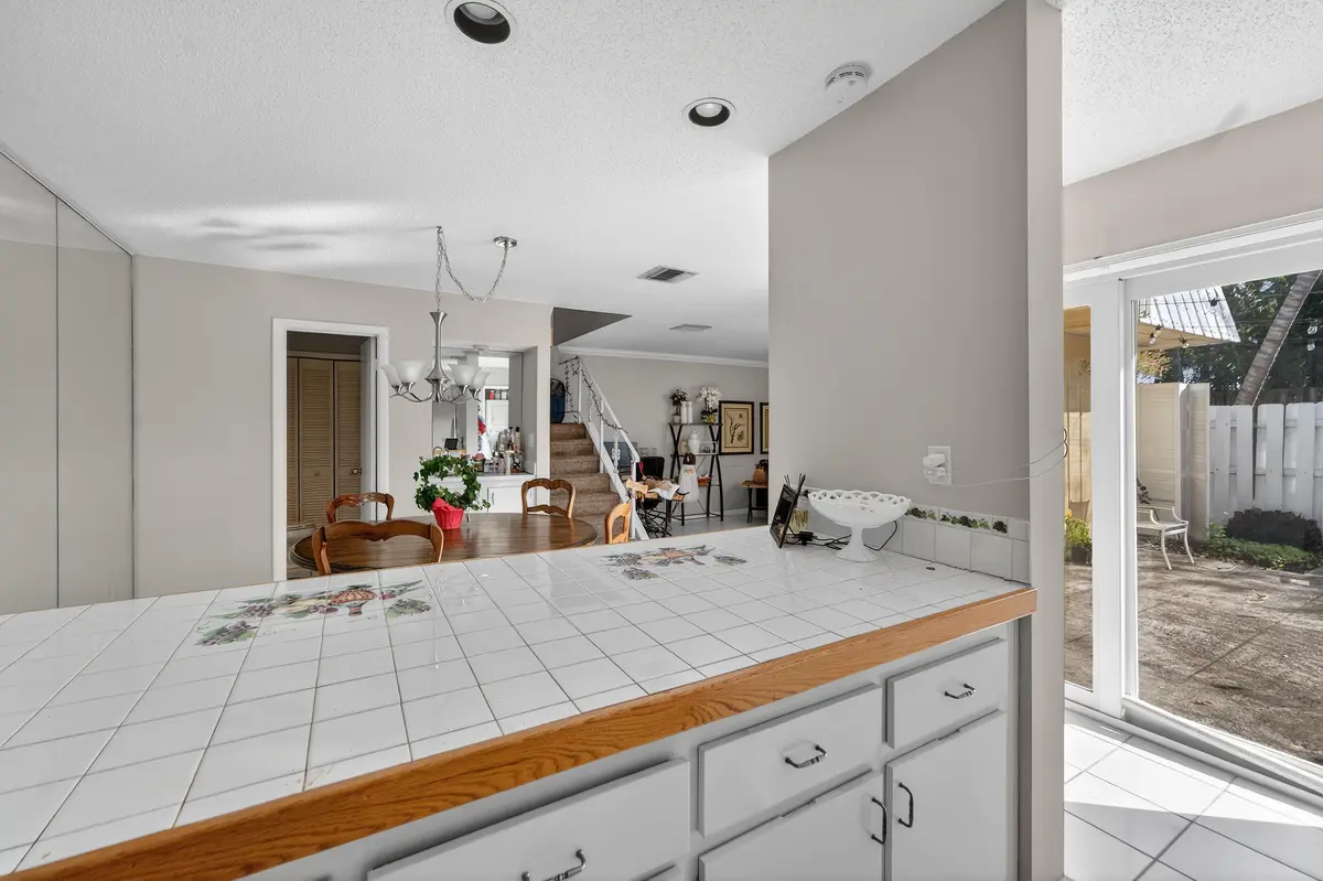 121625-182 at 141 E RIVERSIDE Drive 10D, Jupiter