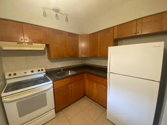 220 SW 8TH Street #2, Fort Lauderdale, FL – photo 6