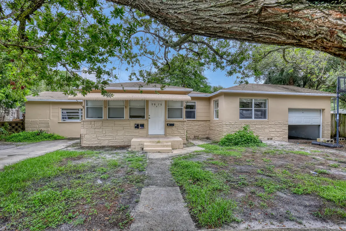 Front at 5014 SPRUCE Avenue, West Palm Beach