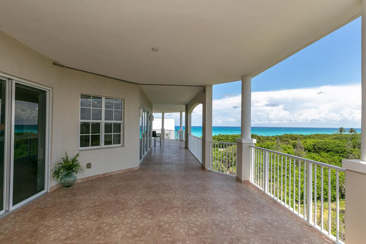2M8A7519 at 3000 S HIGHWAY A1A 601, Jupiter