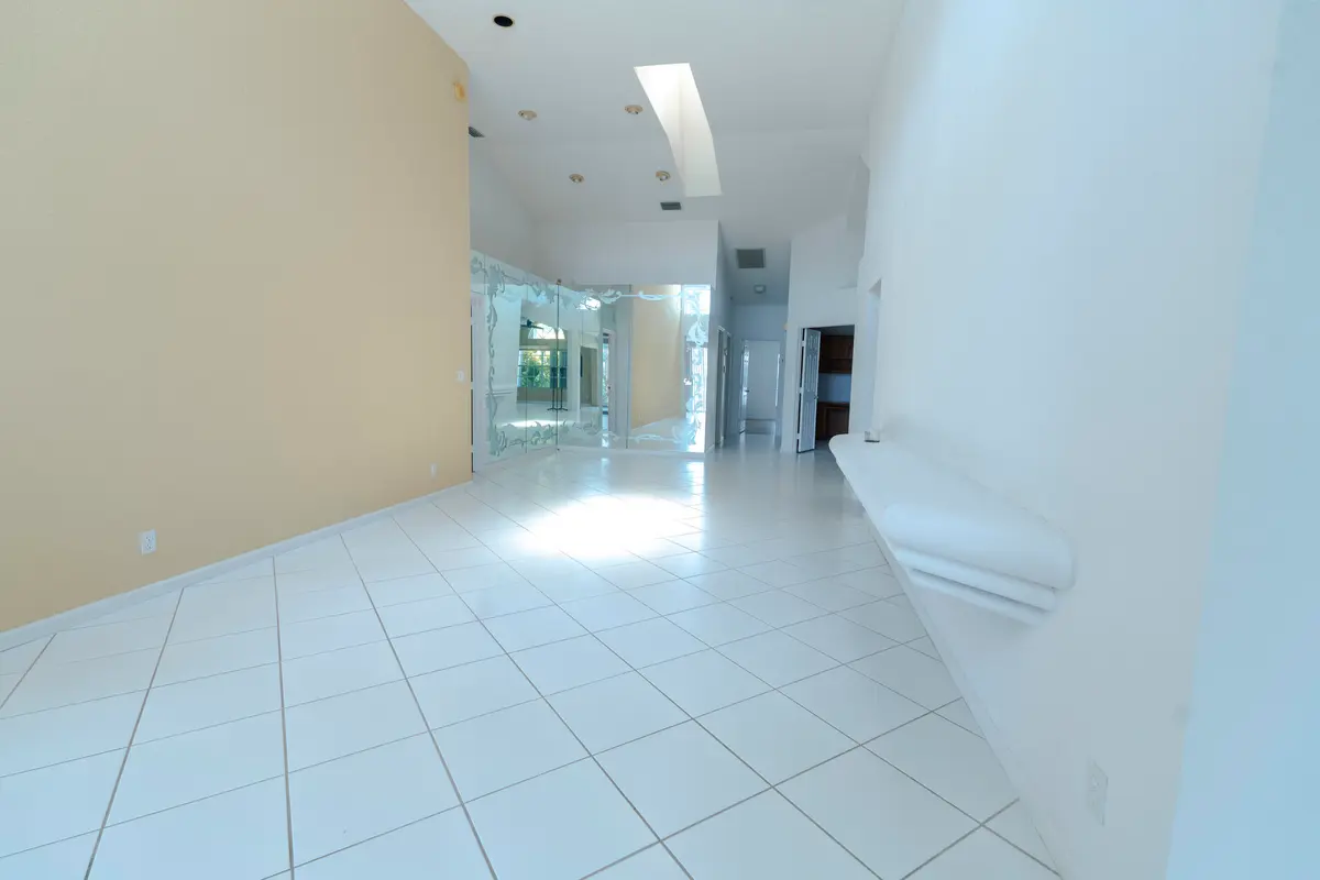 Undetermined at 6113 GREENSPOINTE Drive 10, Boynton Beach