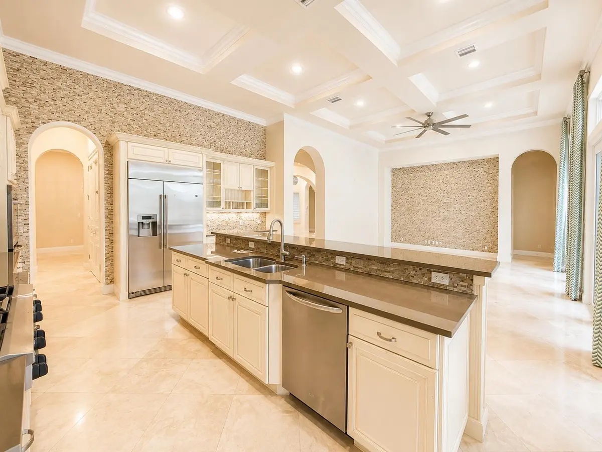 Kitchen at 11209 Orange Hibiscus Lane, Palm Beach Gardens