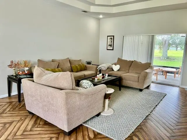 726q at 726 SW College Park Road, Port St. Lucie