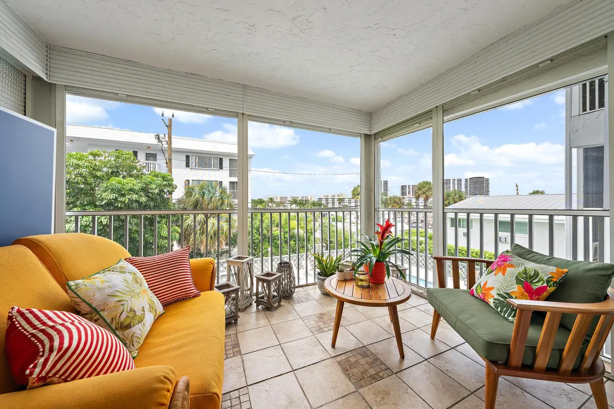 155 Yacht Club Dr 207-11 at 155 Yacht Club Drive 207, North Palm Beach