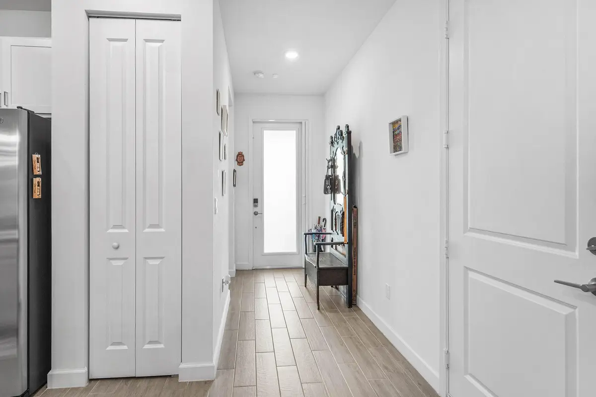 Foyer at 6982 Peters Lane, Delray Beach