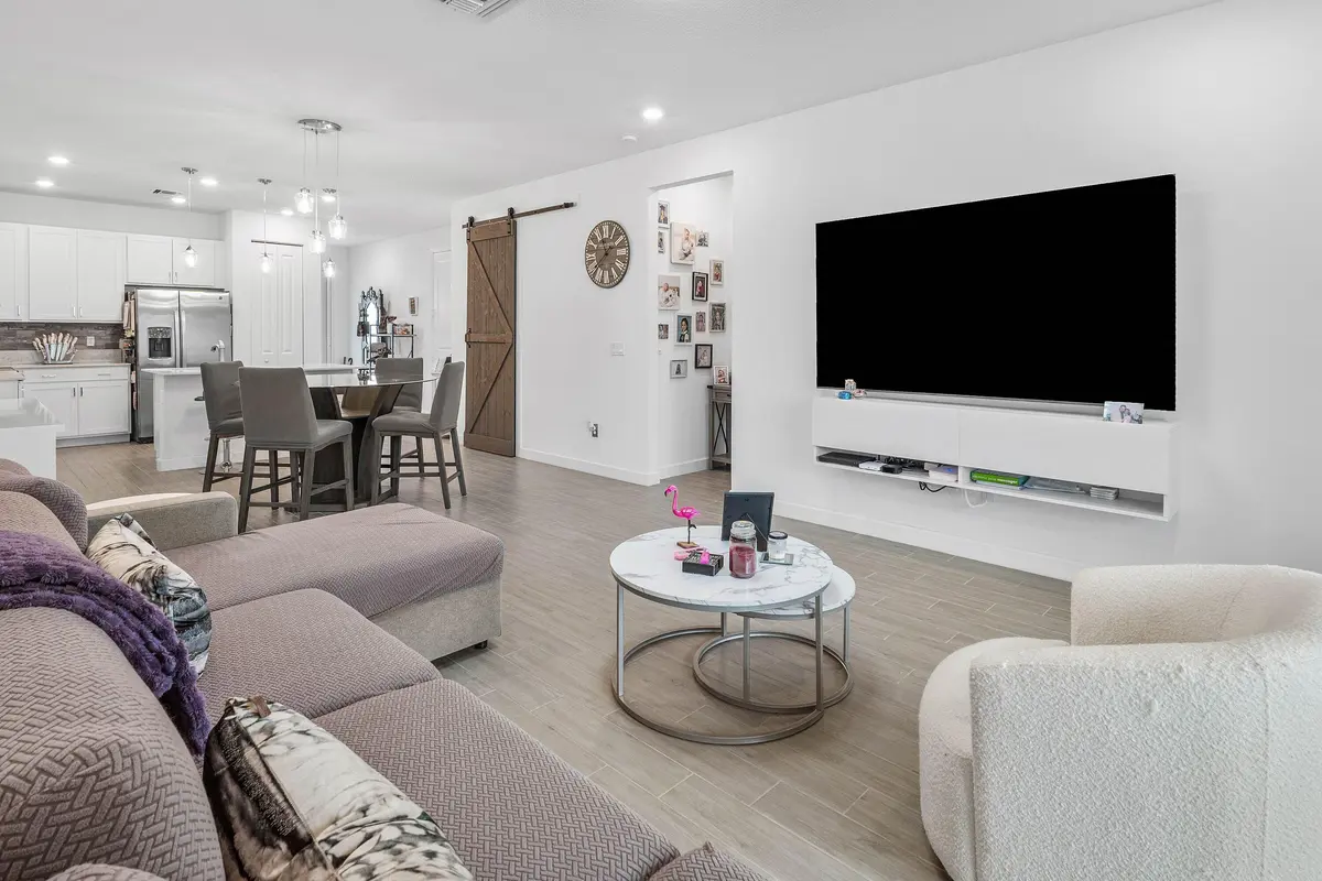Great Room at 6982 Peters Lane, Delray Beach