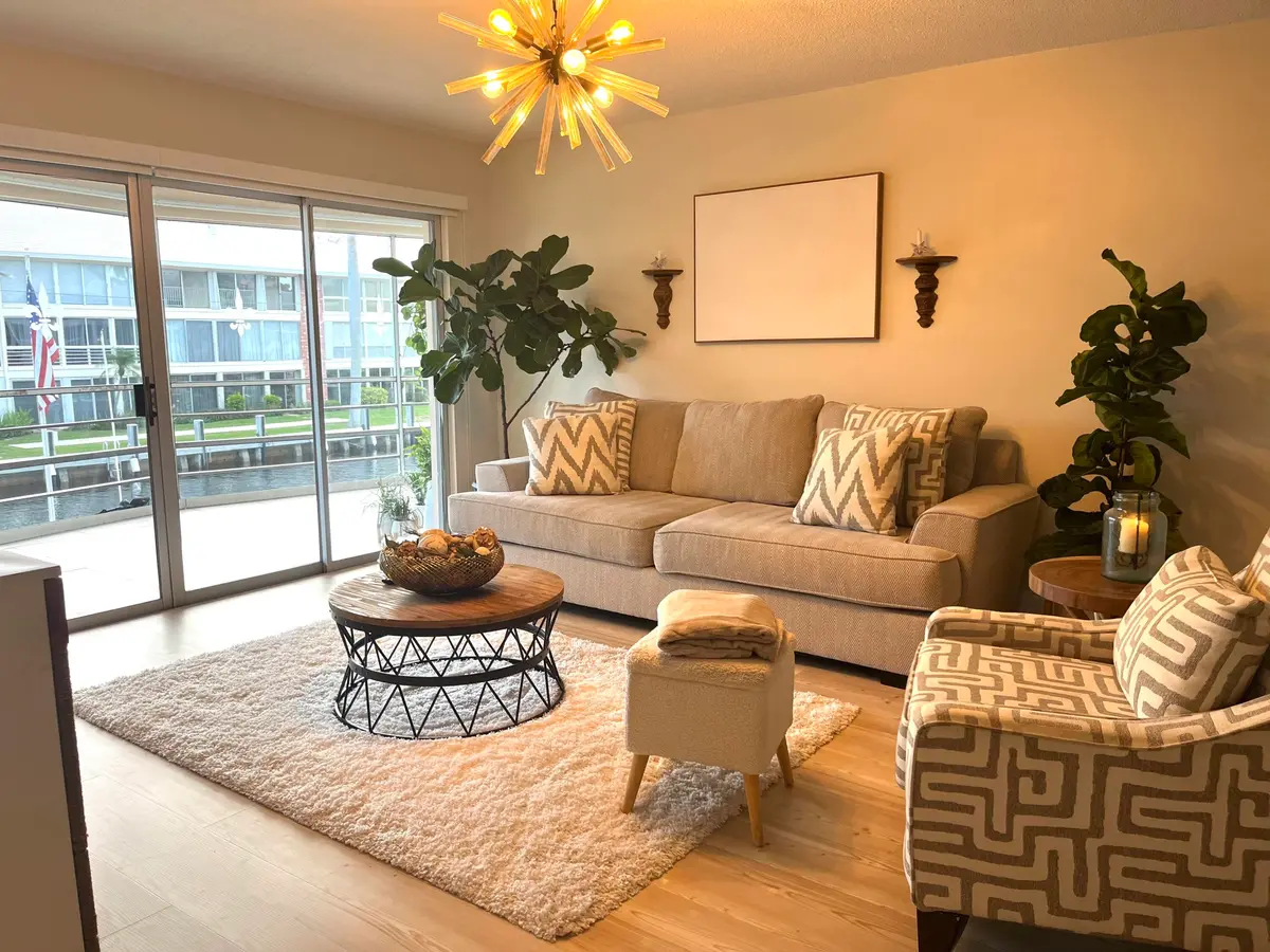 IMG_5768 at 3050 NE 48th Street 205, Fort Lauderdale