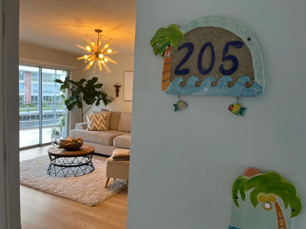 IMG_5766 at 3050 NE 48th Street 205, Fort Lauderdale