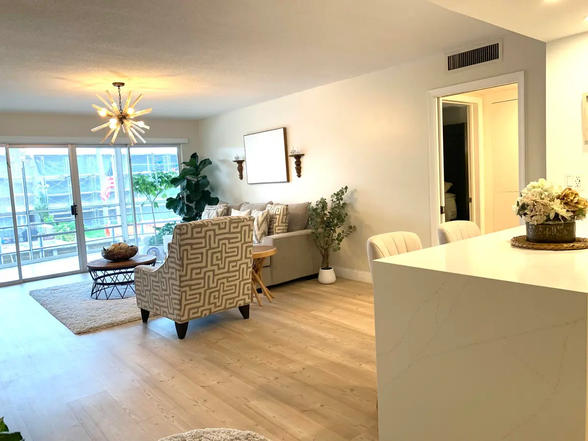 IMG_3644 at 3050 NE 48th Street 205, Fort Lauderdale