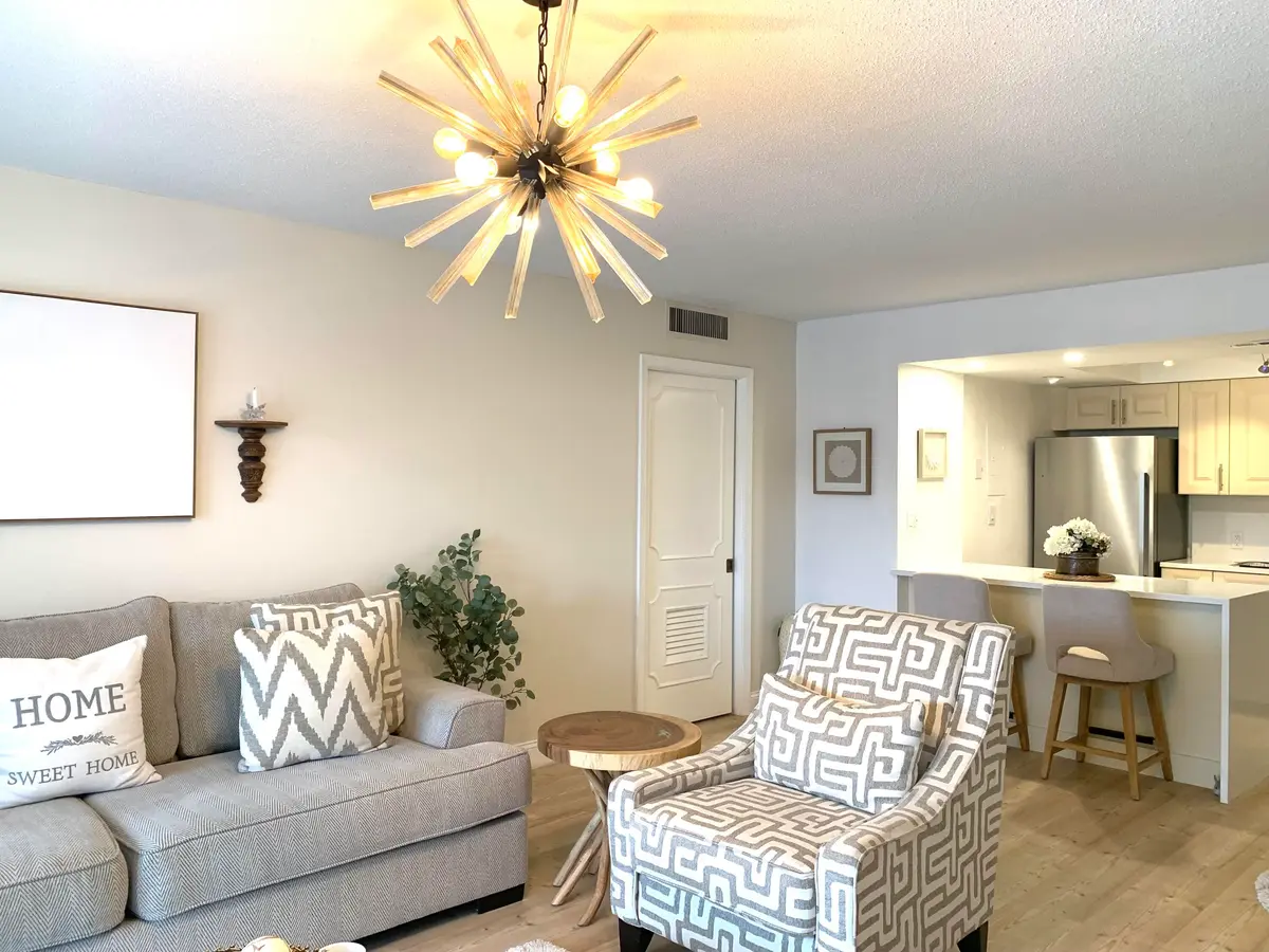 IMG_3632 at 3050 NE 48th Street 205, Fort Lauderdale