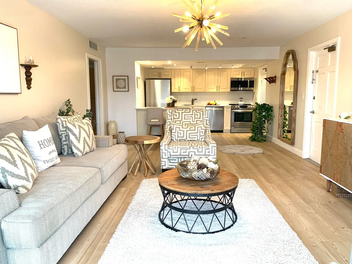 IMG_3630 at 3050 NE 48th Street 205, Fort Lauderdale