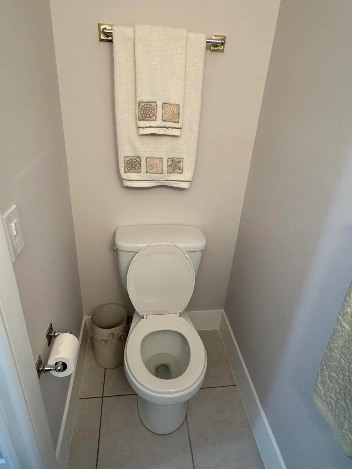 Downstairs Bathroom at 3321 Farragut Street 7F, Hollywood
