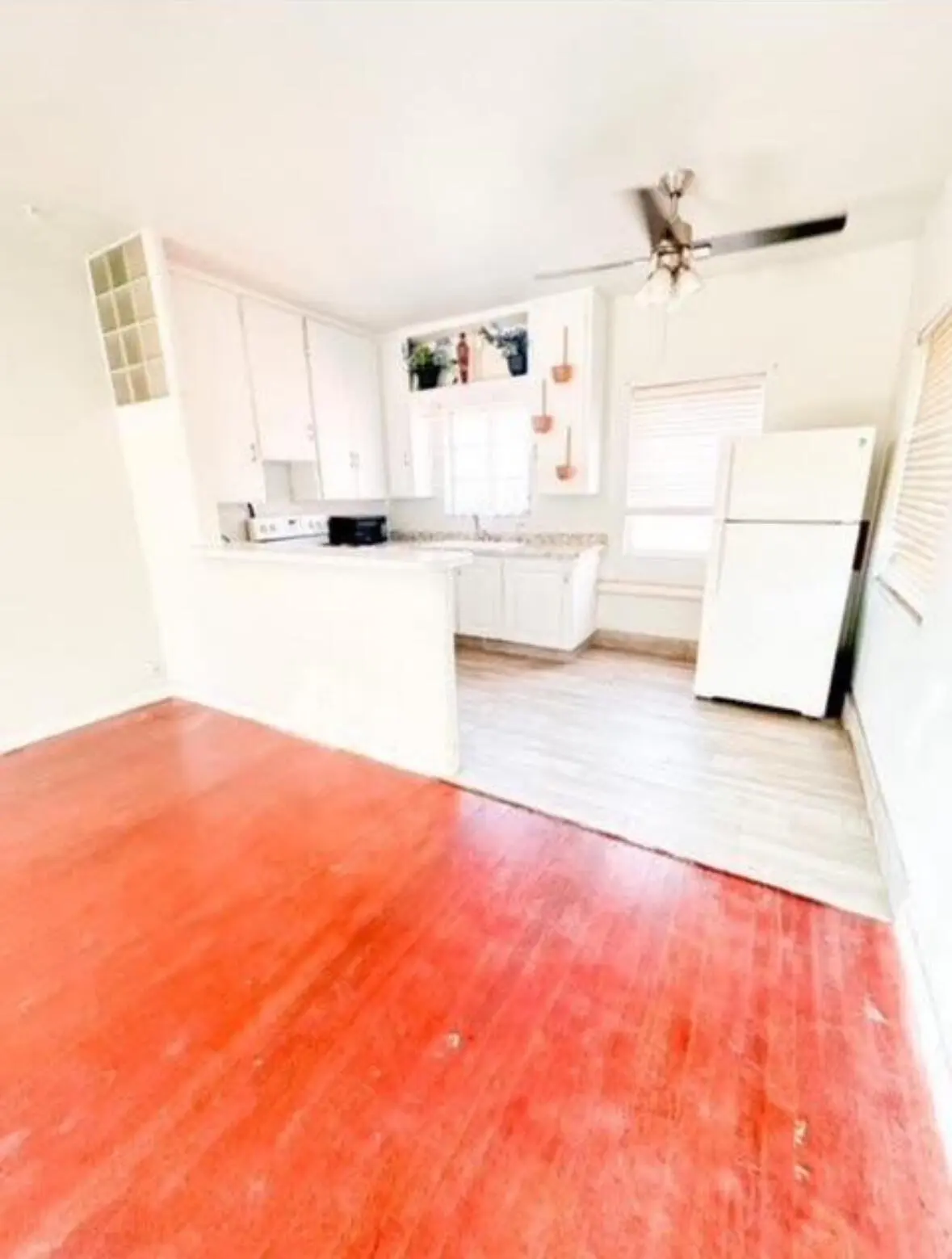 20250404152428035849000000-o at 113 N Lakeside Drive #6, Lake Worth Beach