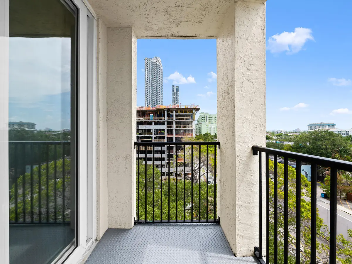 DSC_1286 at 520 SE 5TH Avenue 2510, Fort Lauderdale