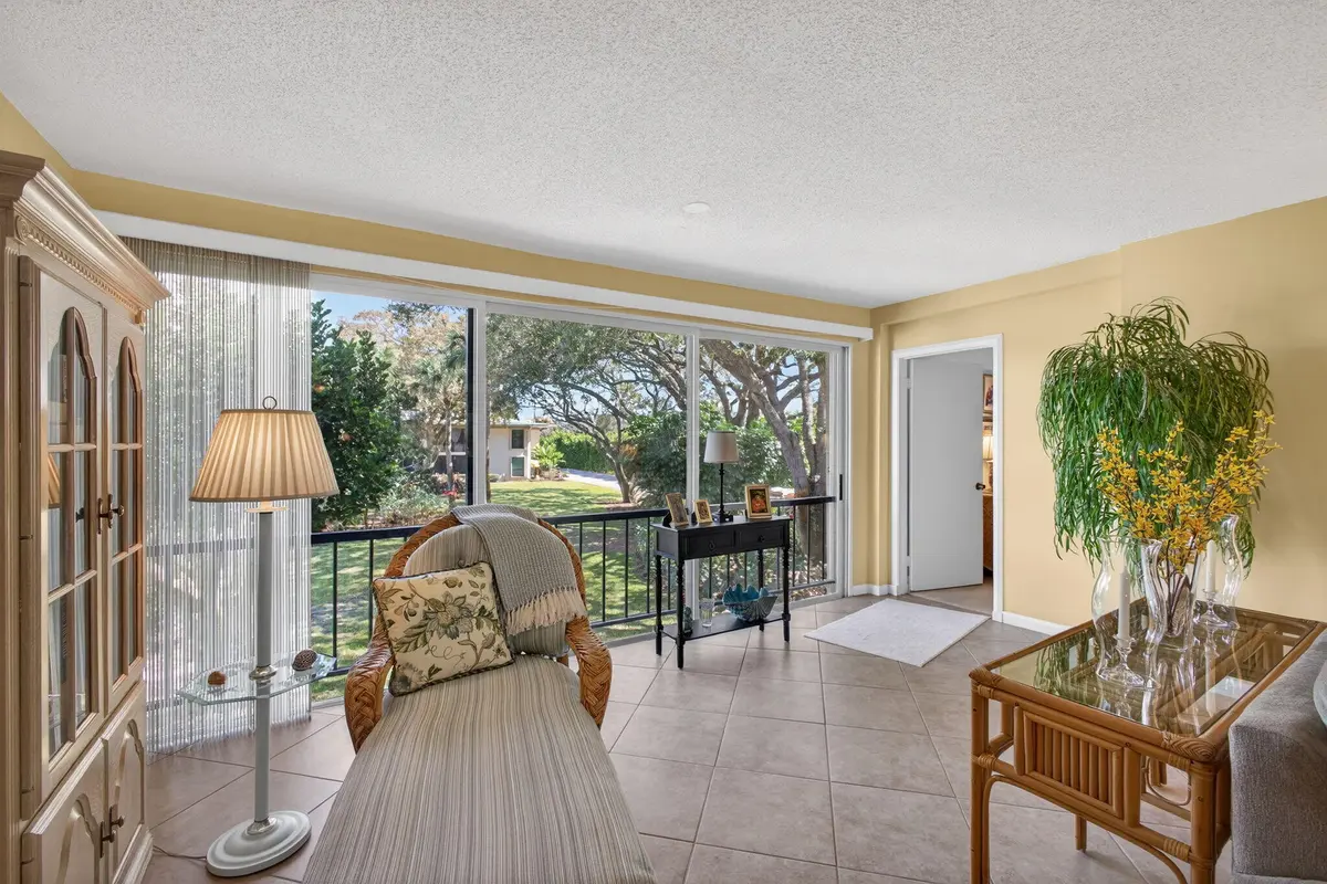 Living Room at 17 SE Turtle Creek Drive D, Jupiter