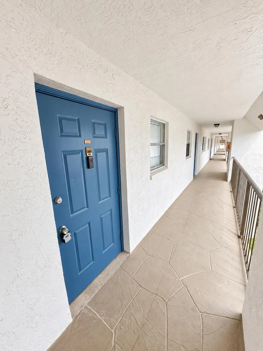 door at 2805 SW 22ND Avenue 2070, Delray Beach