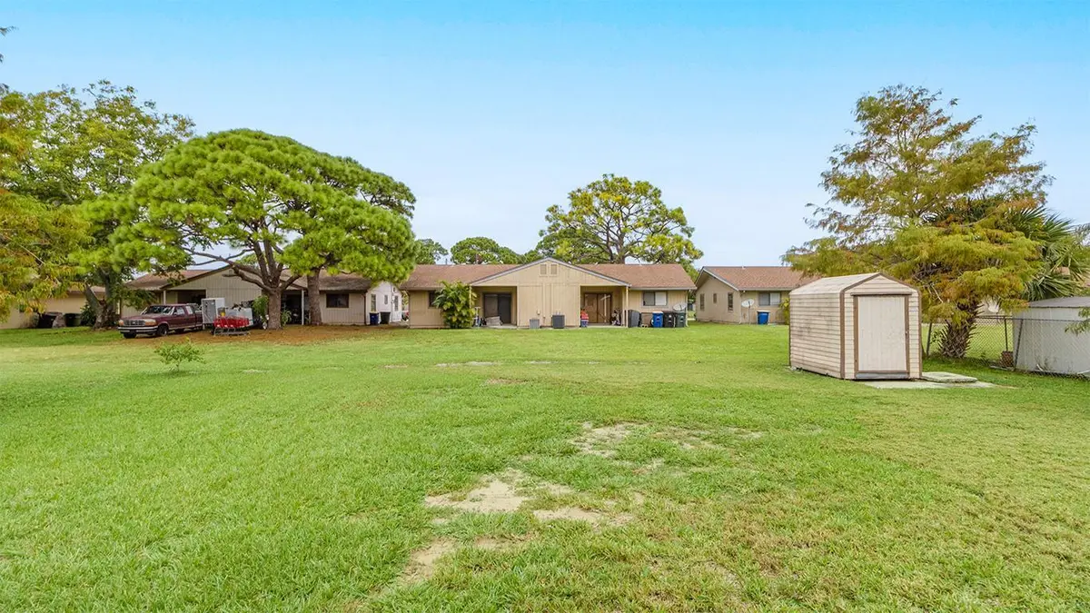 604 ROSELYN Avenue A, Fort Pierce, FL – photo 6