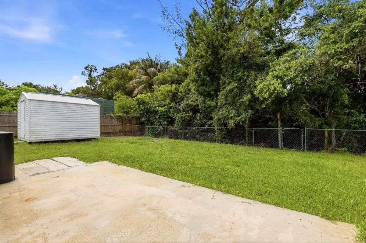 15409 Los Angeles Drive, Loxahatchee, FL – photo 7