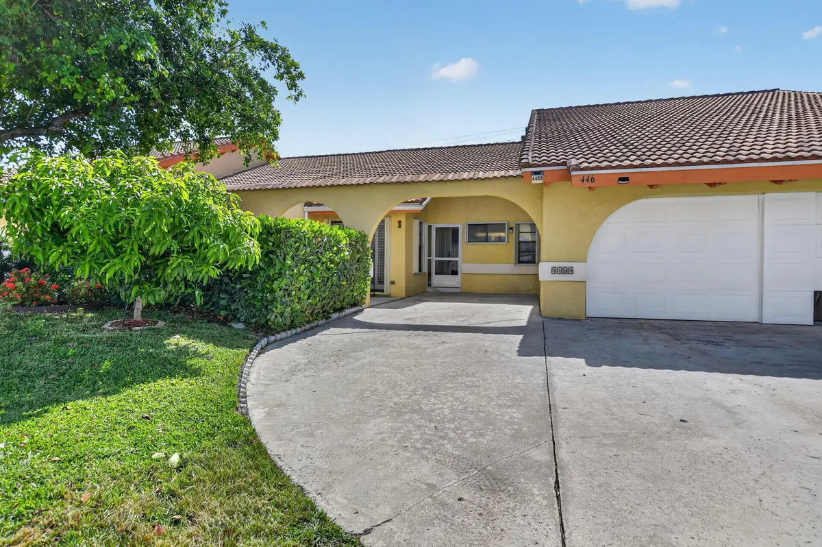 3-web-or-mls-DSC_5340 at 4460 NE 5th Avenue, Boca Raton