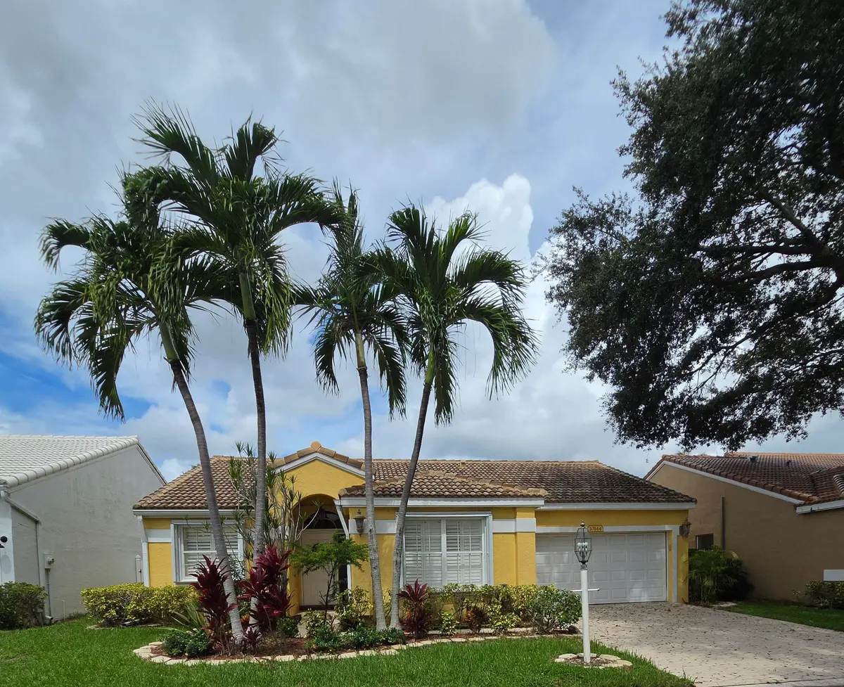 Front Pic at 10144 Aspen Way, Palm Beach Gardens